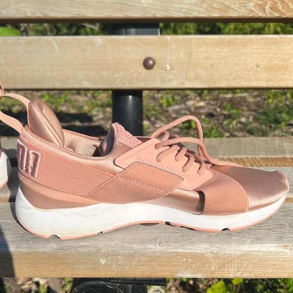 🚨SOLD🚨 Puma Ignite sneakers - Picture 9 of 14